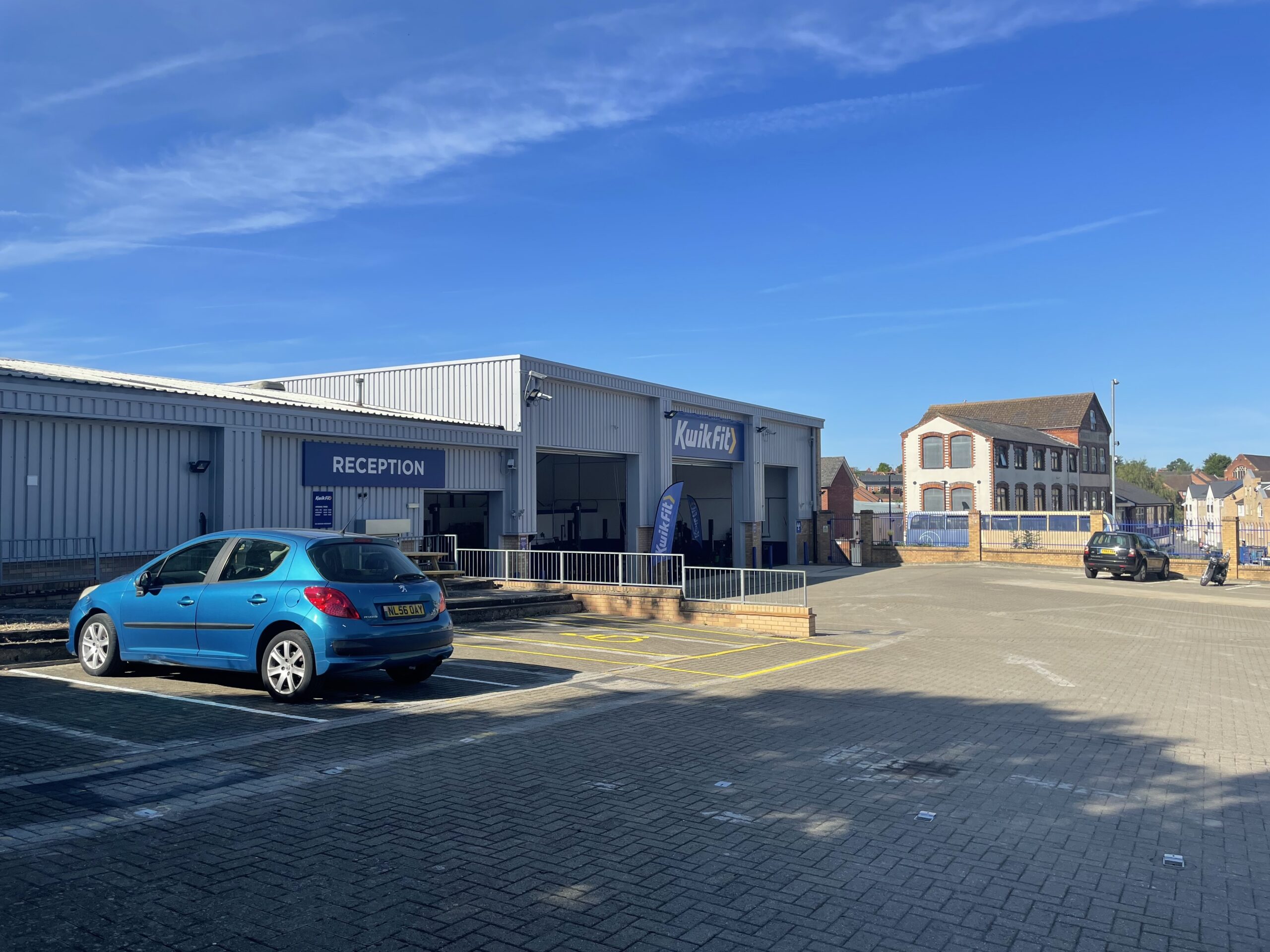 Acquisition of former builders’ merchant for Kwik Fit
